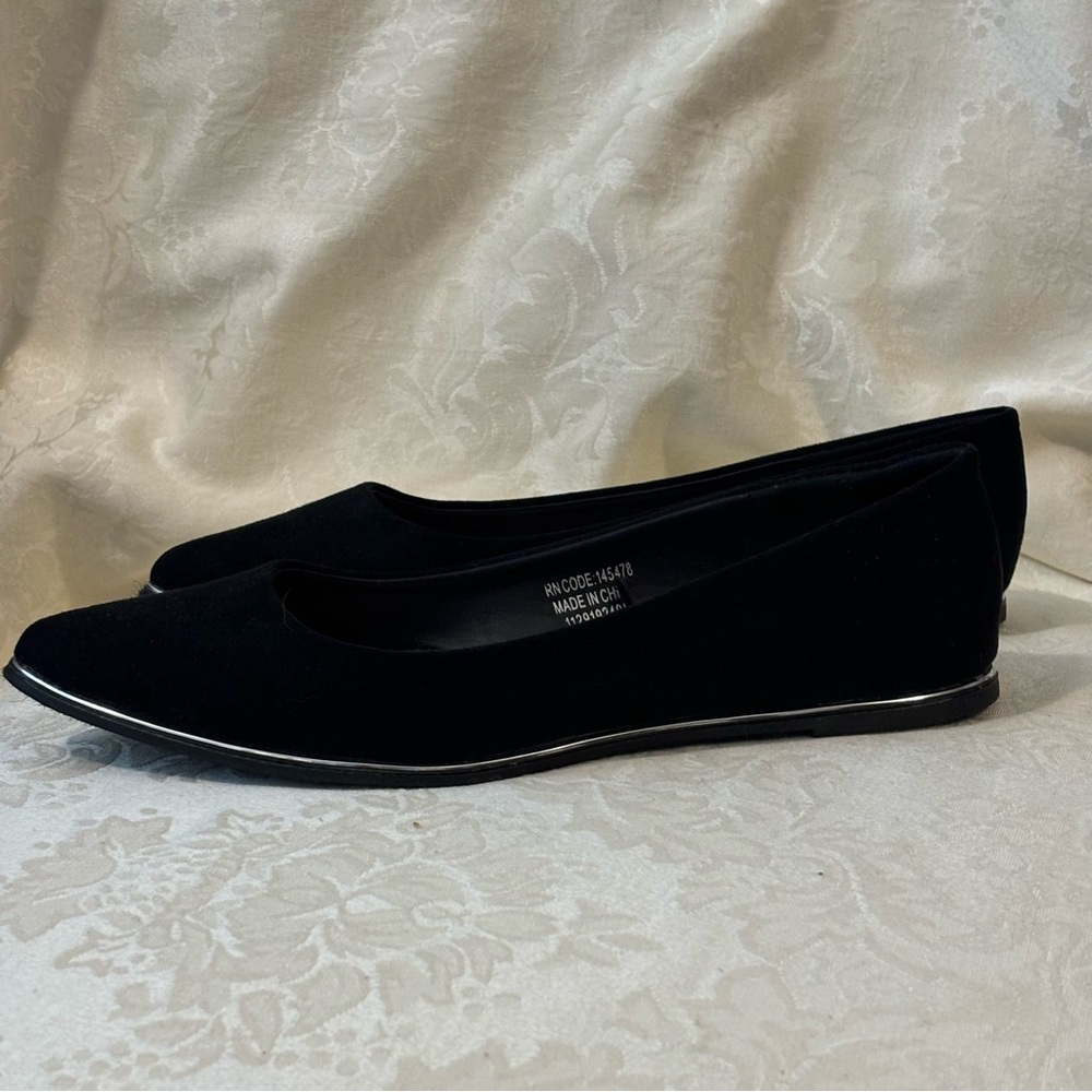 ❤️2/$15 or 3/$21❤️NWOT Primark Black Faux Suede Flats, Size 6W - Picture 5 of 9